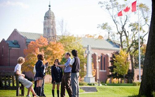 加拿大本科申请方案