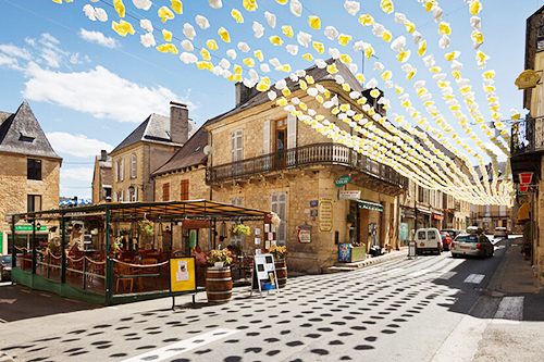 【法国留学条件】2016年法国留学条件和流程