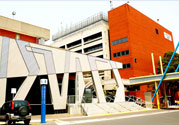 莫纳什大学